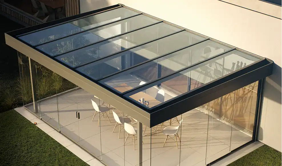 Wipro Diafano Glasdach mit verschiebbaren Glaspaneelen seitlich